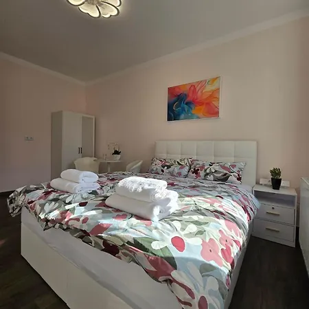 Urlaub-& Bussinesswohnung In Doeblen 01