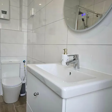 Urlaub-& Bussinesswohnung In Doeblen 01 Dobeln