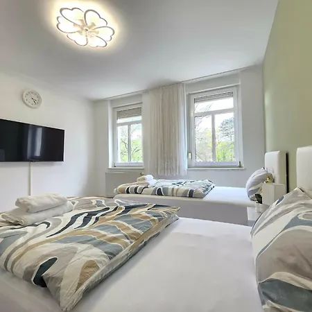 Urlaub-& Bussinesswohnung In Doeblen 01 Dobeln